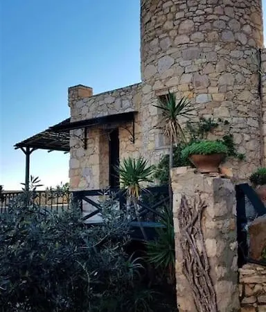 Castle Vigla Complex Leros - Pirgos * Vromolithos